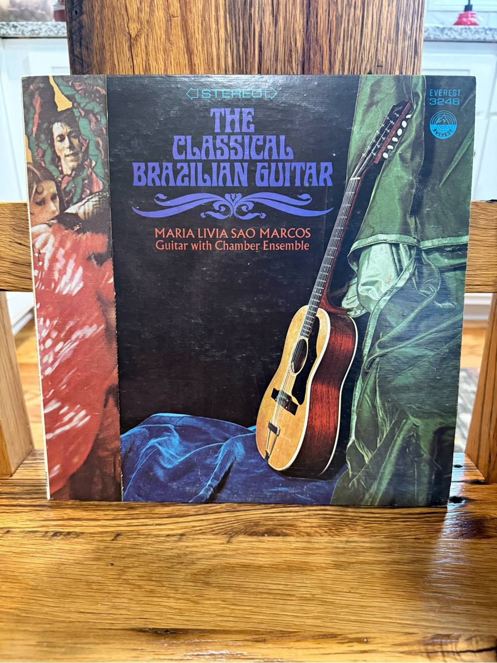Maria Livia Sao Marcos — The Classical Brazilian Guitar (Brown)